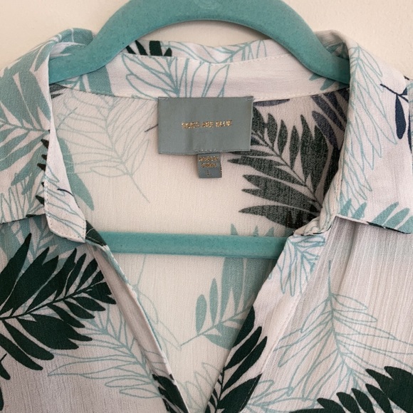 Skies Are Blue Tropical Palm Gauzy Ruffled Bat Wing Aloha Tie Top Size Large - Picture 2 of 10